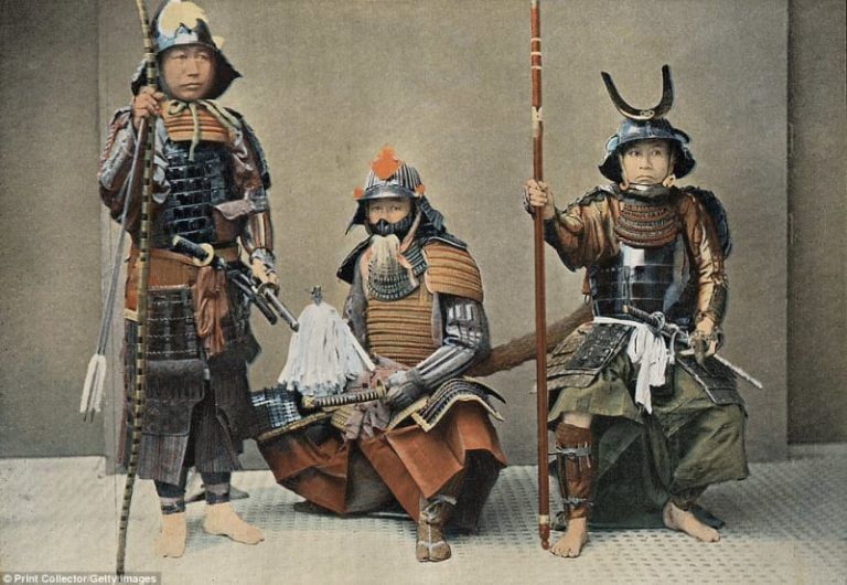 Des images impressionnantes de ans capturant des Samouraï japonais pour qui l honneur